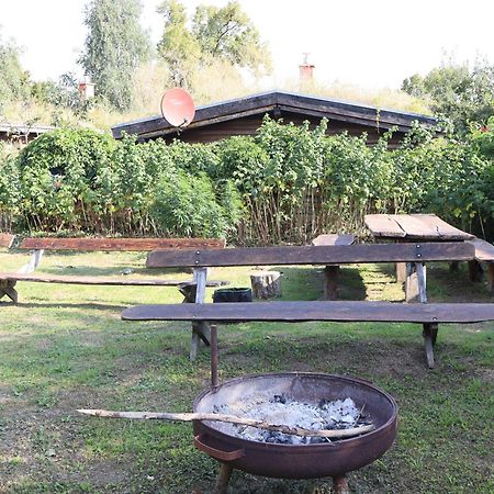 Blockhaus Zahren Villa Penzlin ภายนอก รูปภาพ